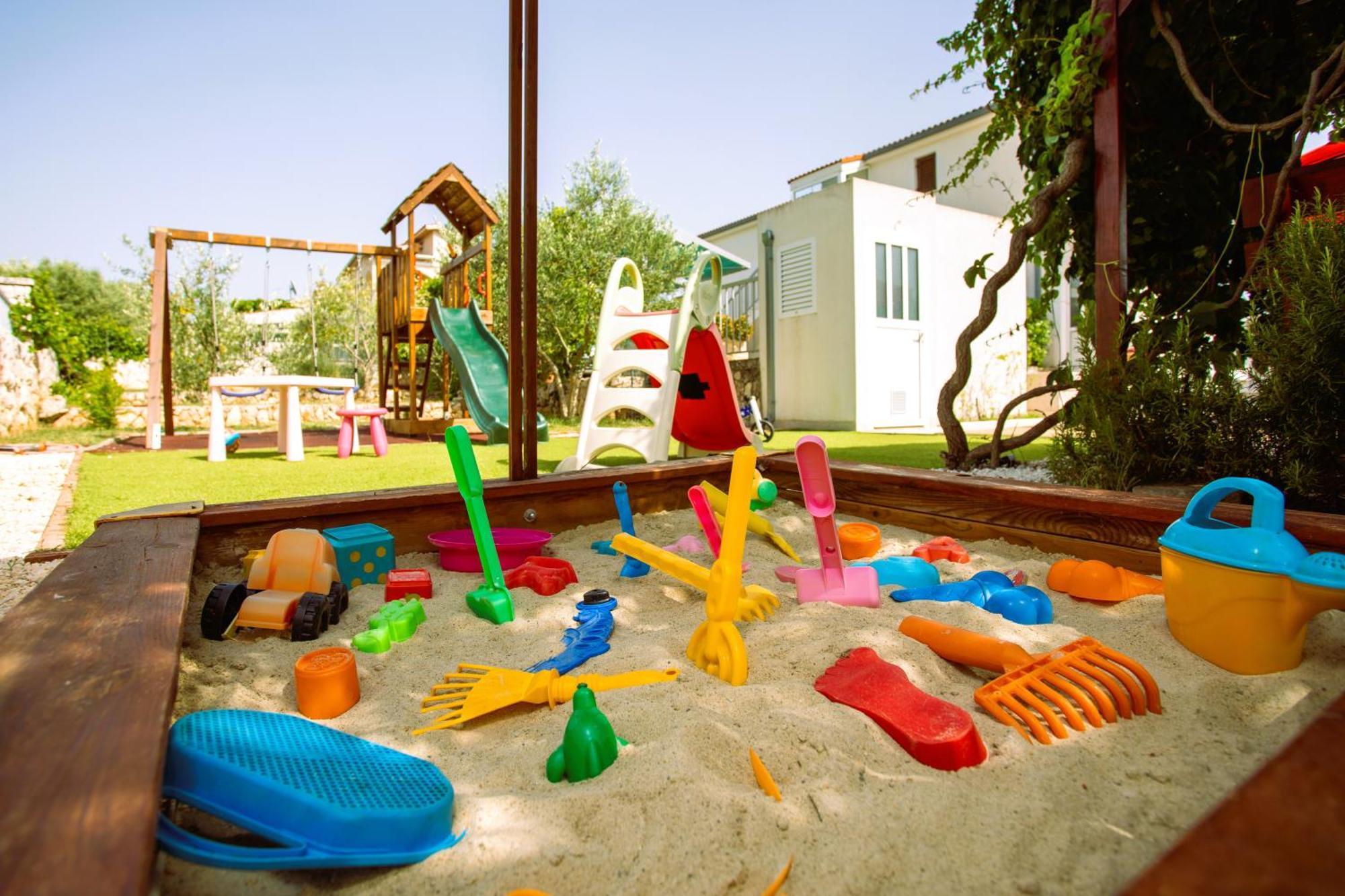 Holiday House Nena With Pool Vinišće Εξωτερικό φωτογραφία