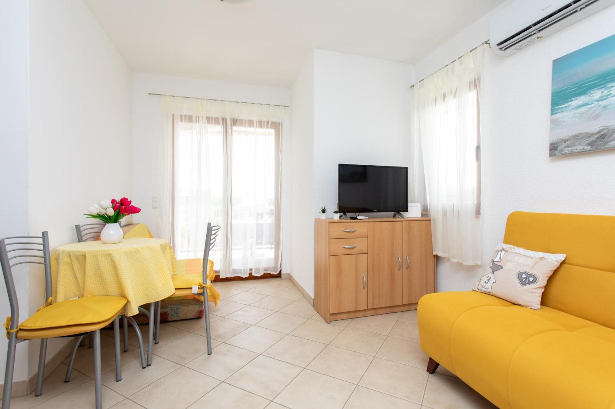 Holiday House Nena With Pool Vinišće Εξωτερικό φωτογραφία