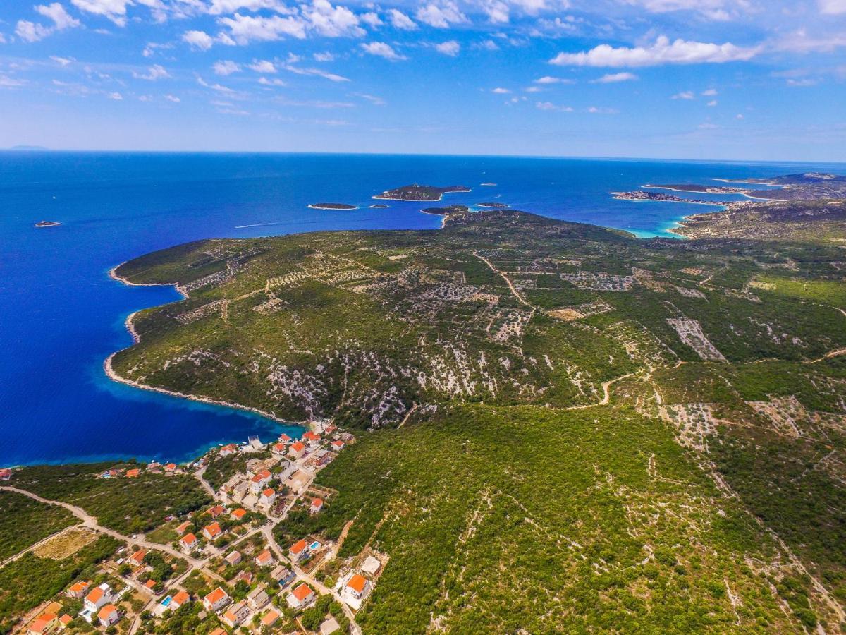 Holiday House Nena With Pool Vinišće Εξωτερικό φωτογραφία